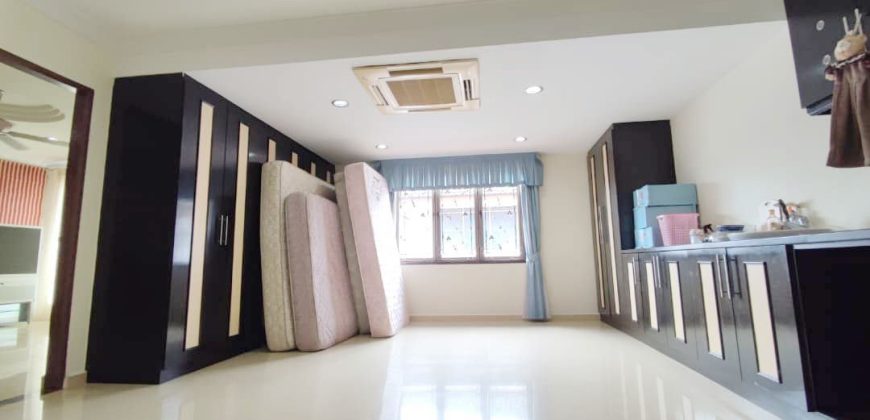 Taman Pelangi – 3 Storey Semi Detached House – FOR SALE Taman Pelangi – 3 Storey Semi Detached House – FOR SALE
