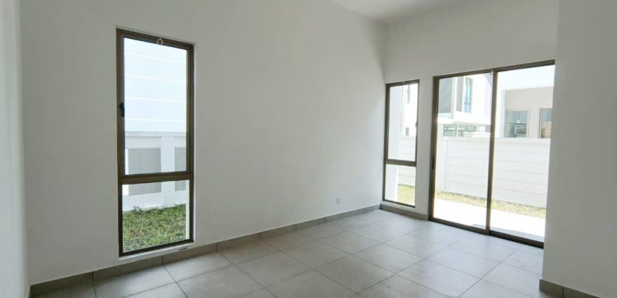 Impian Emas – 2 Storey Semi Detached House – FOR SALE Impian Emas – 2 Storey Semi Detached House – FOR SALE