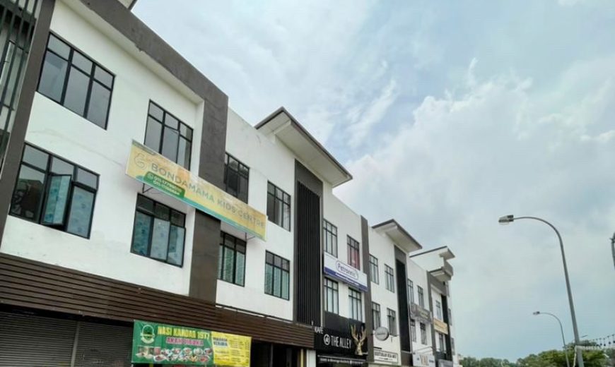 Bandar Baru Seri Alam – 4 Storey Corner Shop Lot – FOR SALE Bandar Baru Seri Alam – 4 Storey Corner Shop Lot – FOR SALE