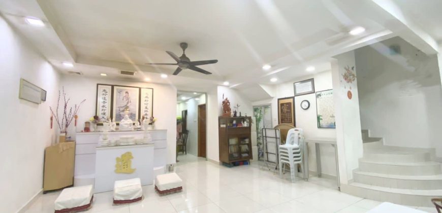 Taman Megah Ria – 2 Storey Terrace House – FOR SALE Taman Megah Ria – 2 Storey Terrace House – FOR SALE