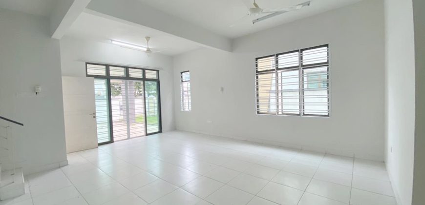 Bandar Dato Onn – 2 Storey End Lot Terrace House – For Sale Bandar Dato Onn – 2 Storey End Lot Terrace House – For Sale