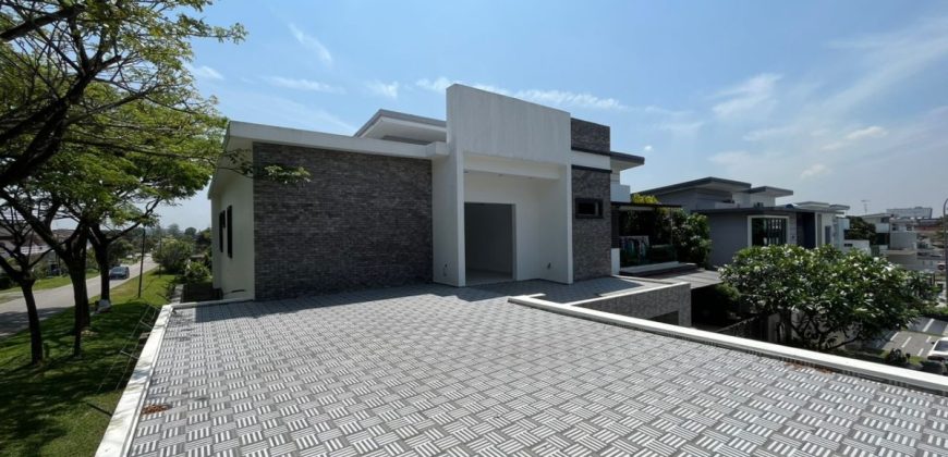 Taman Ungku Tun Aminah – 2 Storey End Lot Cluster House – FOR SALE Taman Ungku Tun Aminah – 2 Storey End Lot Cluster House – FOR SALE