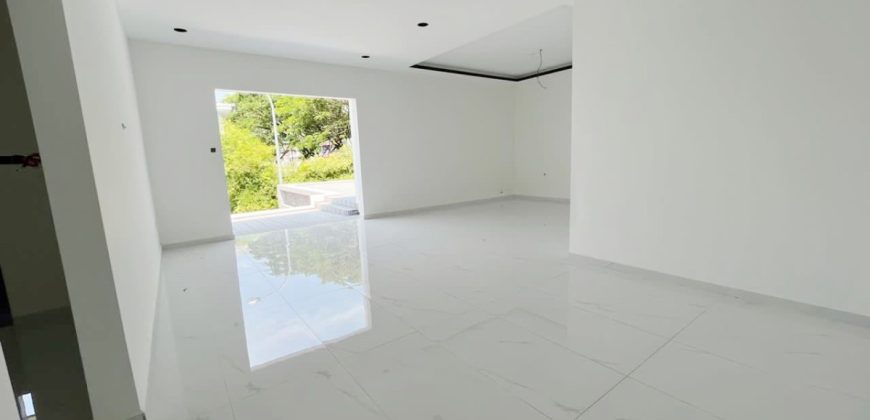 Taman Ungku Tun Aminah – 2 Storey End Lot Cluster House – FOR SALE Taman Ungku Tun Aminah – 2 Storey End Lot Cluster House – FOR SALE