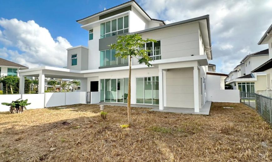 Senibong Cove – 2.5 Storey Semi Detached House – FOR SALE Senibong Cove – 2.5 Storey Semi Detached House – FOR SALE