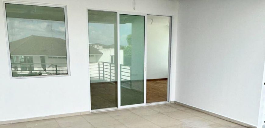 Senibong Cove – 2.5 Storey Semi Detached House – FOR SALE Senibong Cove – 2.5 Storey Semi Detached House – FOR SALE