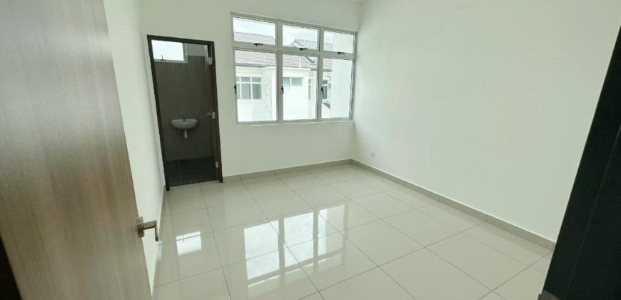 Impian Emas – 2 Storey Terrace House – FOR SALE Impian Emas – 2 Storey Terrace House – FOR SALE