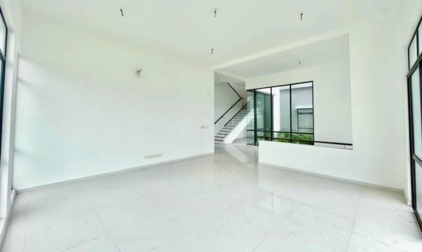 Horizon Hills – 2 Storey Bungalow House – FOR SALE Horizon Hills – 2 Storey Bungalow House – FOR SALE