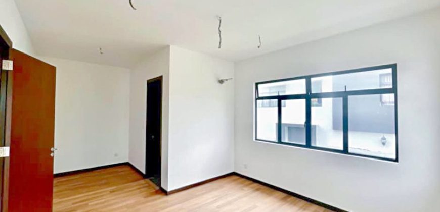 Horizon Hills – 2 Storey Bungalow House – FOR SALE Horizon Hills – 2 Storey Bungalow House – FOR SALE