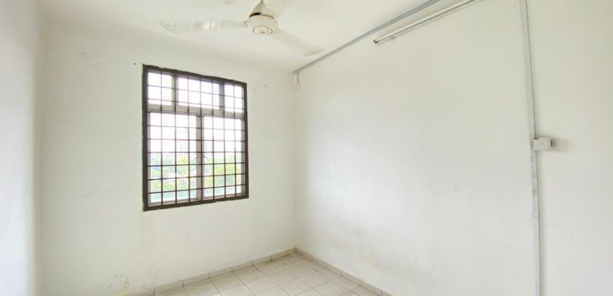 Larkin Idaman – Apartment – FOR SALE Larkin Idaman – Apartment – FOR SALE