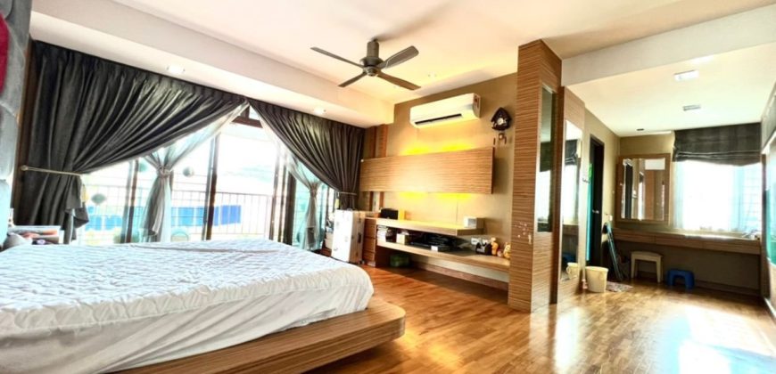 Taman Sri Pulai Perdana – 2.5 Storey Bungalow – FOR SALE Taman Sri Pulai Perdana – 2.5 Storey Bungalow – FOR SALE