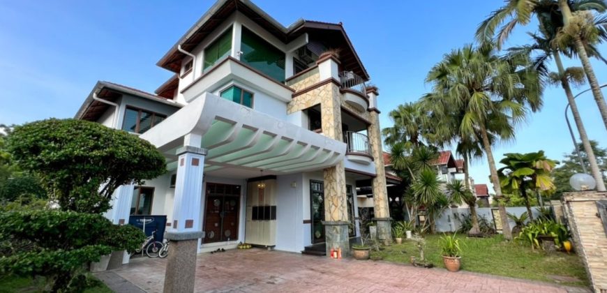 Taman Sri Pulai Perdana – 2.5 Storey Bungalow – FOR SALE Taman Sri Pulai Perdana – 2.5 Storey Bungalow – FOR SALE