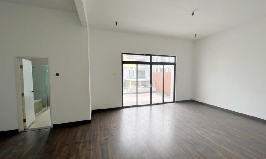 Desa Tebrau – 3 Storey Corner Semi Detached House – FOR SALE Desa Tebrau – 3 Storey Corner Semi Detached House – FOR SALE