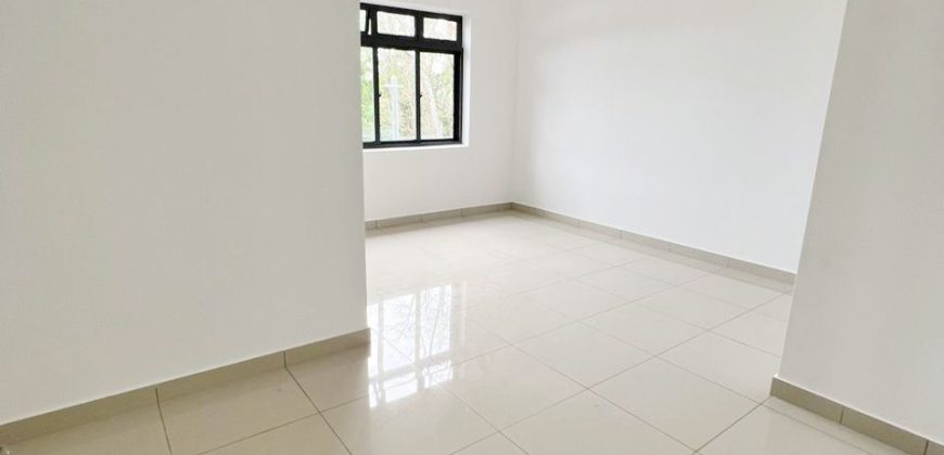 Taman Senai Utama – 2.5 Storey Semi Detached House – FOR SALE Taman Senai Utama – 2.5 Storey Semi Detached House – FOR SALE