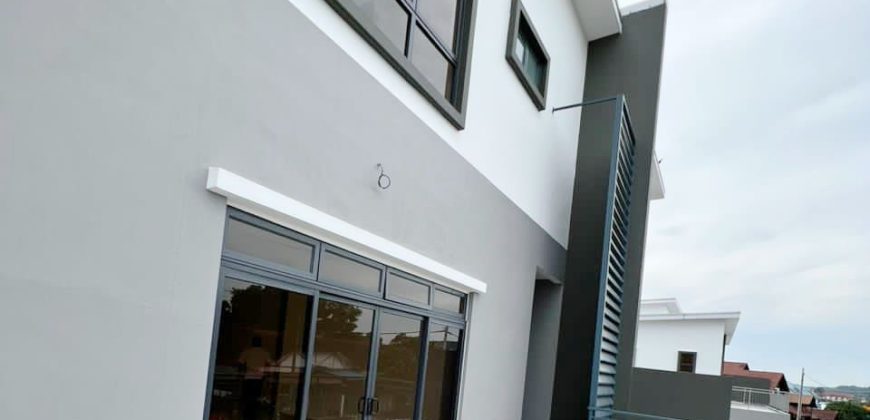 Taman Senai Utama – 2.5 Storey Semi Detached House – FOR SALE Taman Senai Utama – 2.5 Storey Semi Detached House – FOR SALE
