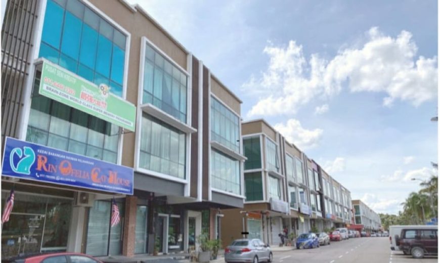 Taman Pulai Flora – 3 Storey Shop Office – FOR SALE Taman Pulai Flora – 3 Storey Shop Office – FOR SALE