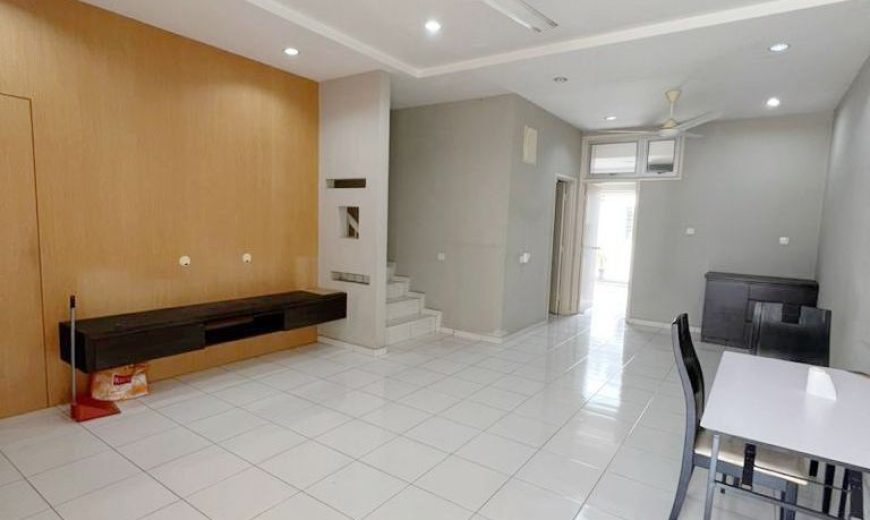 Setia Tropika – 2 Storey Terrace House – FOR SALE Setia Tropika – 2 Storey Terrace House – FOR SALE