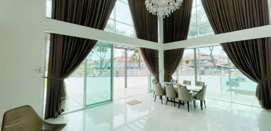 Taman Molek – 2 Storey Corner Semi Detached House – FOR RENT Taman Molek – 2 Storey Corner Semi Detached House – FOR RENT