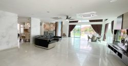 Taman Molek – 2 Storey Corner Semi Detached House – FOR RENT Taman Molek – 2 Storey Corner Semi Detached House – FOR RENT