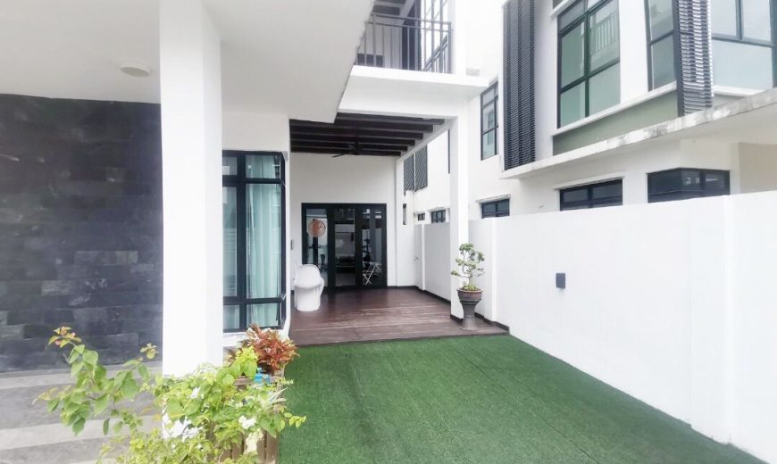 Mutiara Mas – 3 Storey Cluster House – FOR SALE Mutiara Mas – 3 Storey Cluster House – FOR SALE