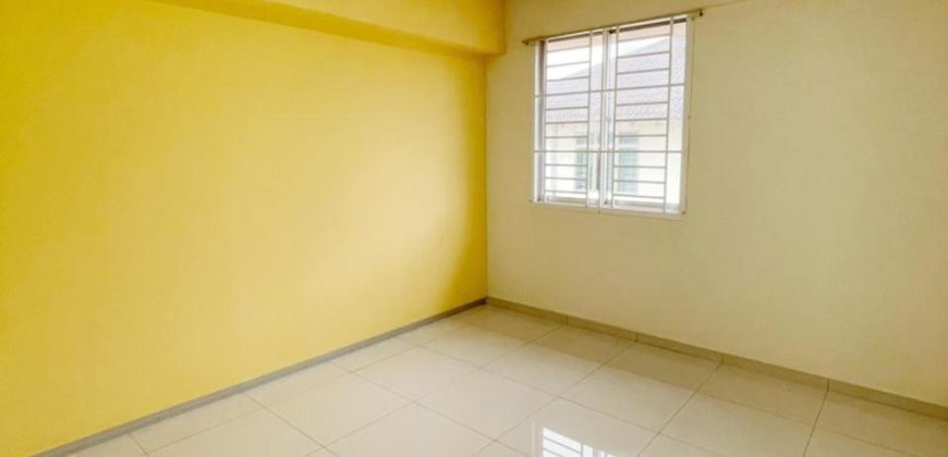 Taman Rinting – 2 Storey Bungalow – FOR SALE Taman Rinting – 2 Storey Bungalow – FOR SALE