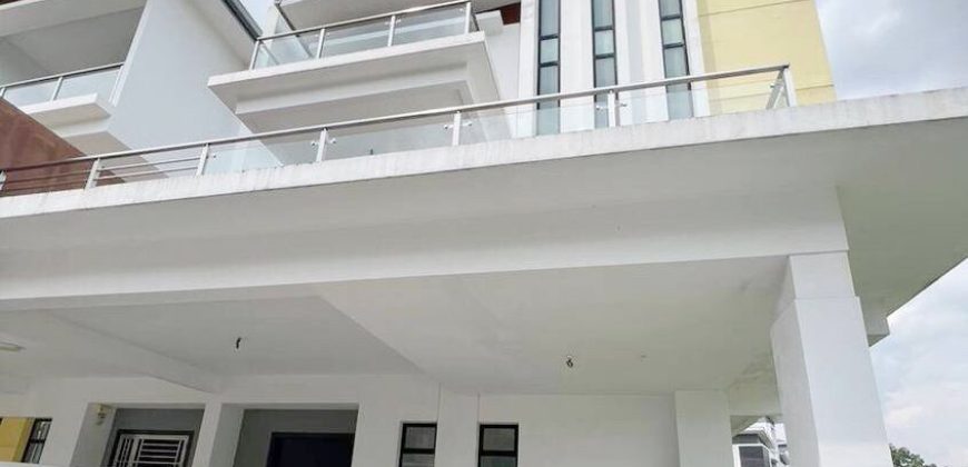 Desa Tebrau – 3 Storey Corner Semi Detached House – FOR SALE Desa Tebrau – 3 Storey Corner Semi Detached House – FOR SALE