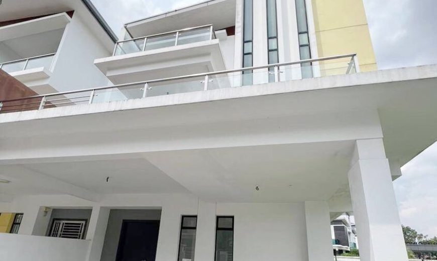Desa Tebrau – 3 Storey Corner Semi Detached House – FOR SALE Desa Tebrau – 3 Storey Corner Semi Detached House – FOR SALE