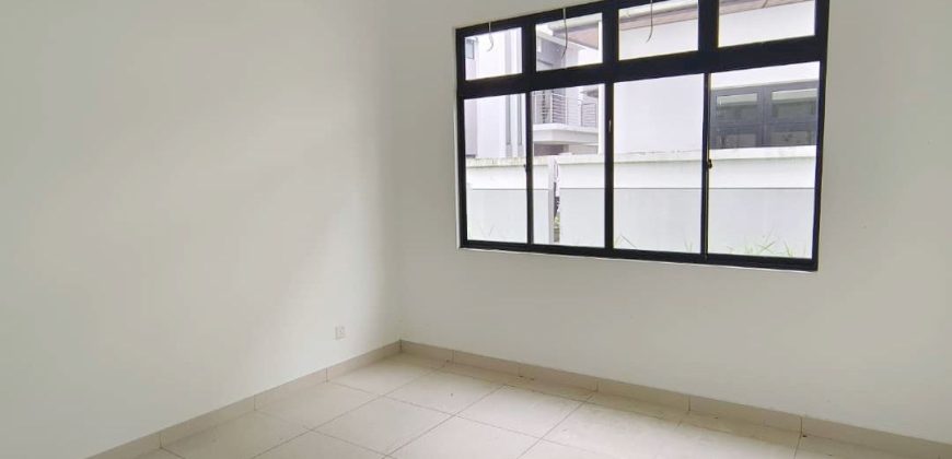 Desa Tebrau – 2.5 Storey Semi Detached – FOR SALE Desa Tebrau – 2.5 Storey Semi Detached – FOR SALE