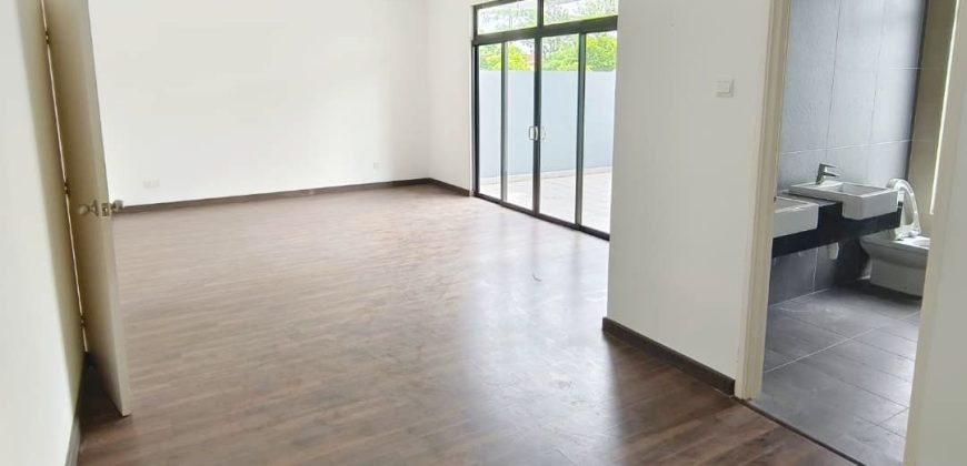 Desa Tebrau – 2.5 Storey Semi Detached – FOR SALE Desa Tebrau – 2.5 Storey Semi Detached – FOR SALE