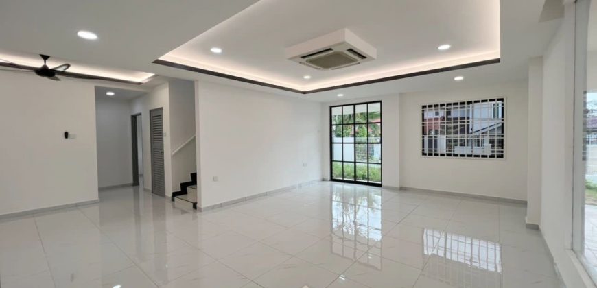 Taman Daya – 2 Storey Corner Terrace House – FOR SALE Taman Daya – 2 Storey Corner Terrace House – FOR SALE