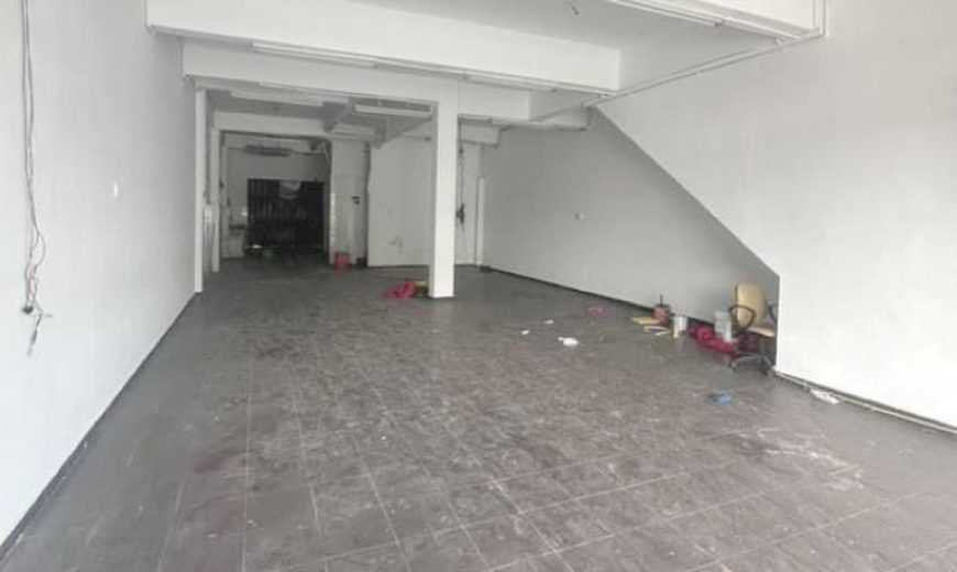 Johor Jaya – 3 Storey Shop Lot – FOR SALE Johor Jaya – 3 Storey Shop Lot – FOR SALE