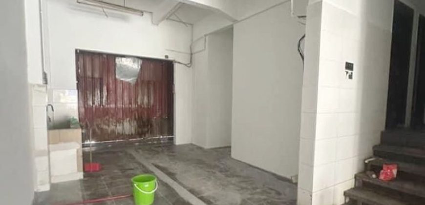 Johor Jaya – 3 Storey Shop Lot – FOR SALE Johor Jaya – 3 Storey Shop Lot – FOR SALE