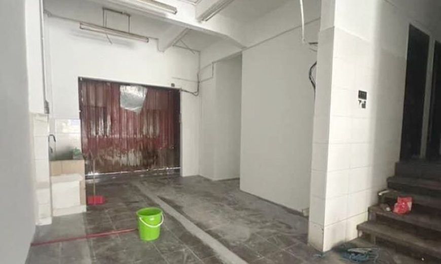 Johor Jaya – 3 Storey Shop Lot – FOR SALE Johor Jaya – 3 Storey Shop Lot – FOR SALE