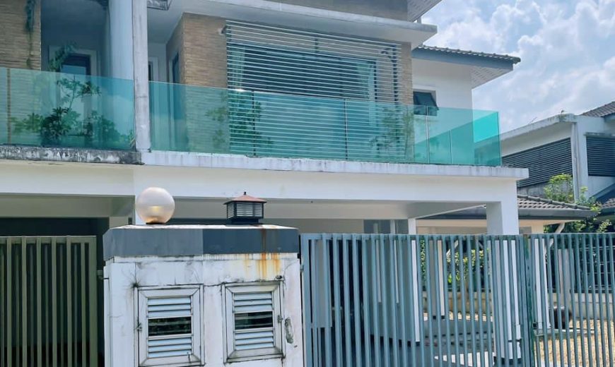 Taman Laguna – 2 Storey Semi Detached House – FOR SALE Taman Laguna – 2 Storey Semi Detached House – FOR SALE