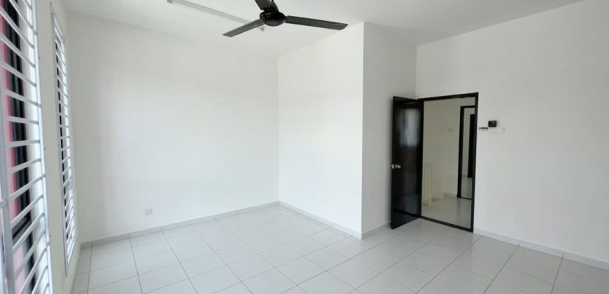 Austin Duta 4 – 2 Storey Terrace House – FOR SALE Austin Duta 4 – 2 Storey Terrace House – FOR SALE