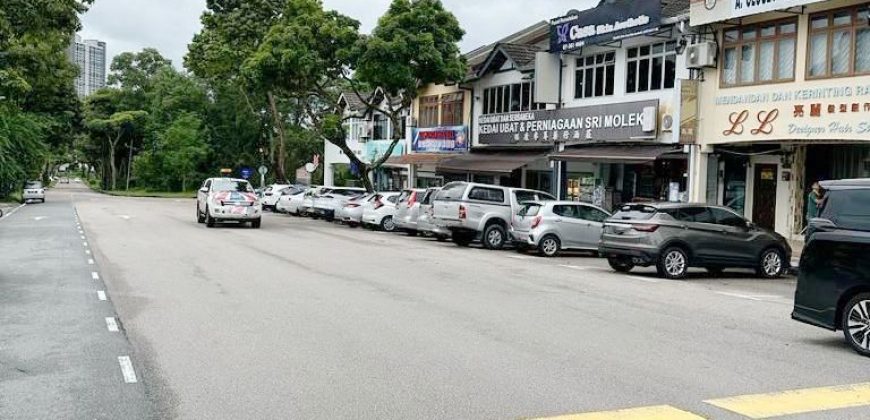 Taman Molek – 2 Storey Shop Lot – FOR SALE