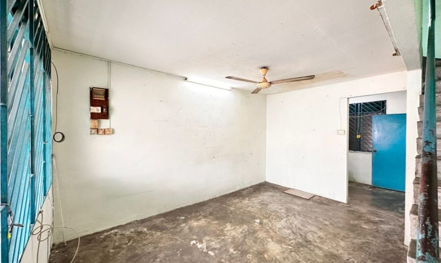Johor Jaya – 2 Storey Low Cost House – FOR SALE Johor Jaya – 2 Storey Low Cost House – FOR SALE