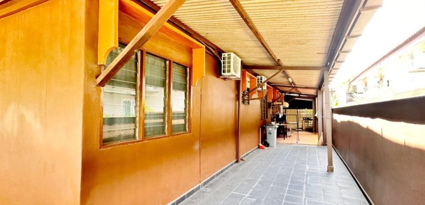 Taman Desa Rahmat @ Tampoi – Single Storey Bungalow House – FOR SALE Taman Desa Rahmat @ Tampoi – Single Storey Bungalow House – FOR SALE