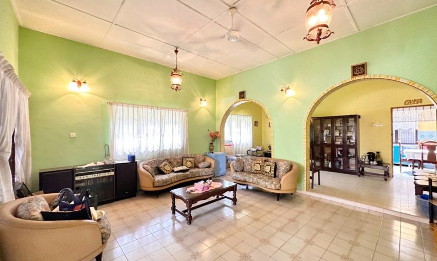 Taman Desa Rahmat @ Tampoi – Single Storey Bungalow House – FOR SALE Taman Desa Rahmat @ Tampoi – Single Storey Bungalow House – FOR SALE