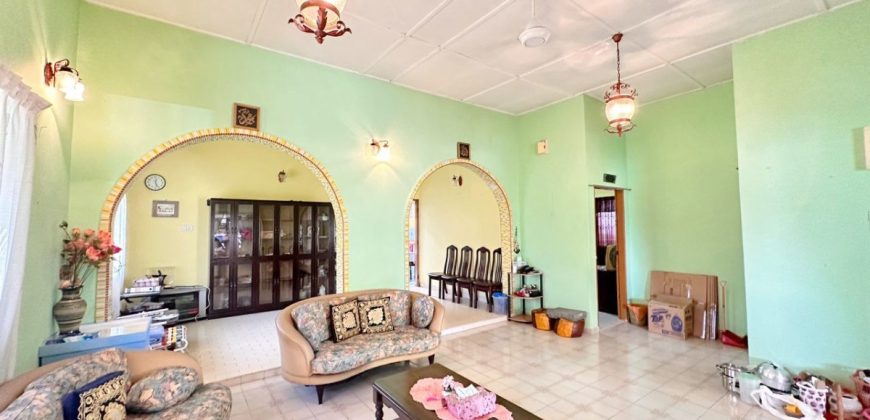 Taman Desa Rahmat @ Tampoi – Single Storey Bungalow House – FOR SALE Taman Desa Rahmat @ Tampoi – Single Storey Bungalow House – FOR SALE