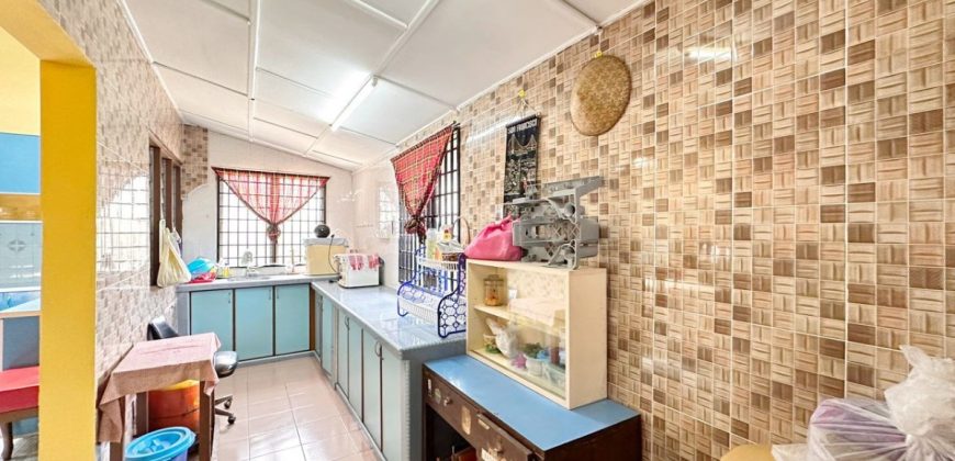 Taman Desa Rahmat @ Tampoi – Single Storey Bungalow House – FOR SALE Taman Desa Rahmat @ Tampoi – Single Storey Bungalow House – FOR SALE