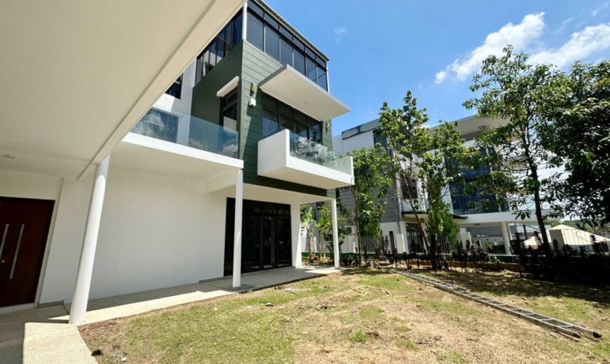 Horizon Hills – 3 Storey Bungalow House – FOR SALE Horizon Hills – 3 Storey Bungalow House – FOR SALE