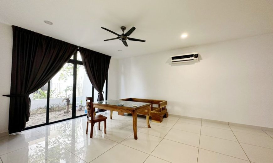 Horizon Hills – 3 Storey Bungalow House – FOR SALE Horizon Hills – 3 Storey Bungalow House – FOR SALE