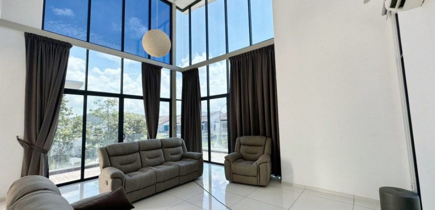 Horizon Hills – 3 Storey Bungalow House – FOR SALE Horizon Hills – 3 Storey Bungalow House – FOR SALE