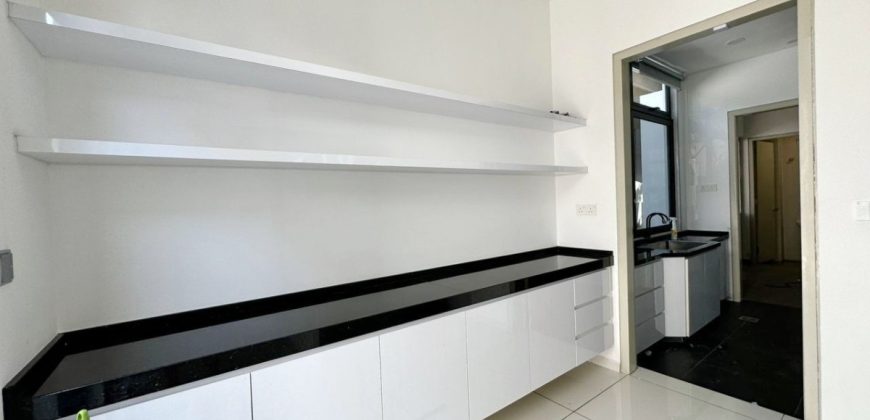 Horizon Hills – 3 Storey Bungalow House – FOR SALE Horizon Hills – 3 Storey Bungalow House – FOR SALE