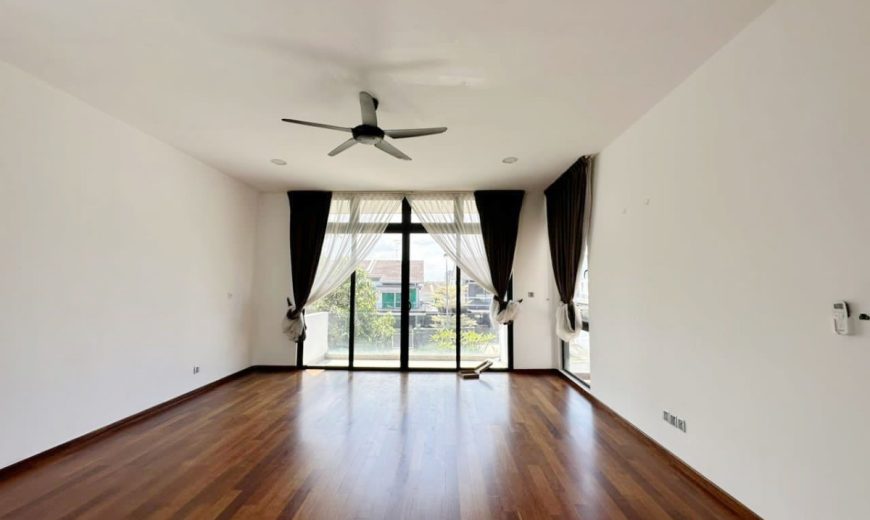 Horizon Hills – 3 Storey Bungalow House – FOR SALE Horizon Hills – 3 Storey Bungalow House – FOR SALE