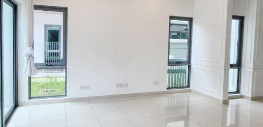 Sunway Lenang Heights @ Taman Molek – 2 Storey Semi Detached House – FOR SALE