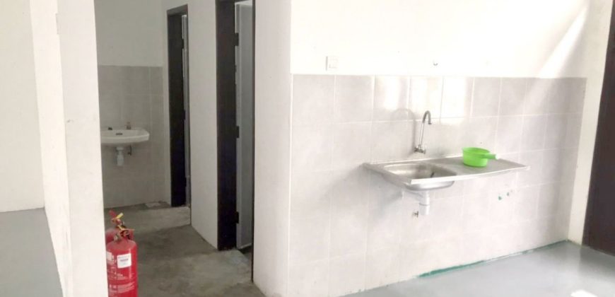 Taman Pulai Hijauan – 2 Storey Shop Lot – FOR RENT