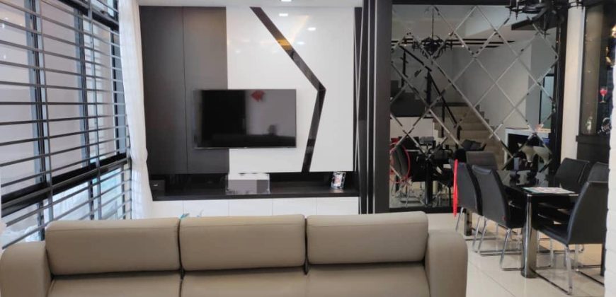 Seri Austin – 2 Storey Terrace House – FOR SALE Seri Austin – 2 Storey Terrace House – FOR SALE