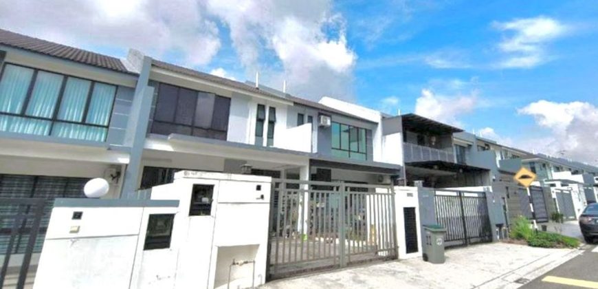 Austin Duta – 2 Storey Terrace House – FOR SALE Austin Duta – 2 Storey Terrace House – FOR SALE