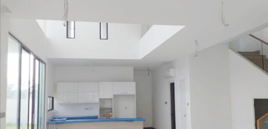 Senibong Cove – 3 Storey Bungalow – FOR SALE Senibong Cove – 3 Storey Bungalow – FOR SALE